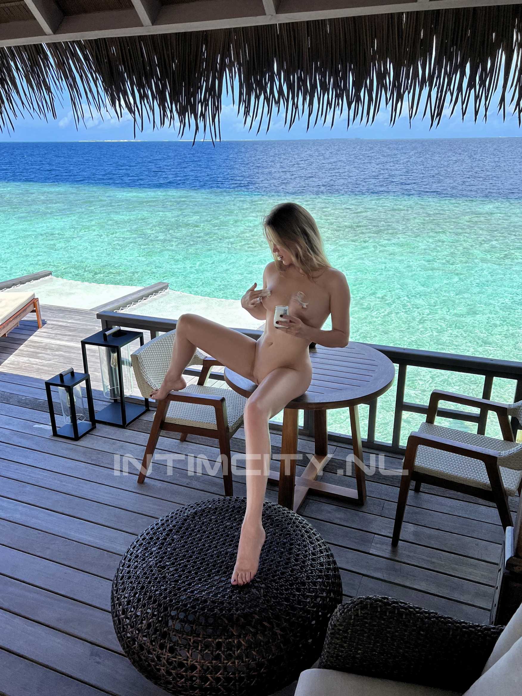 Ангелина Робигуд, All Inclusive, фото №14 